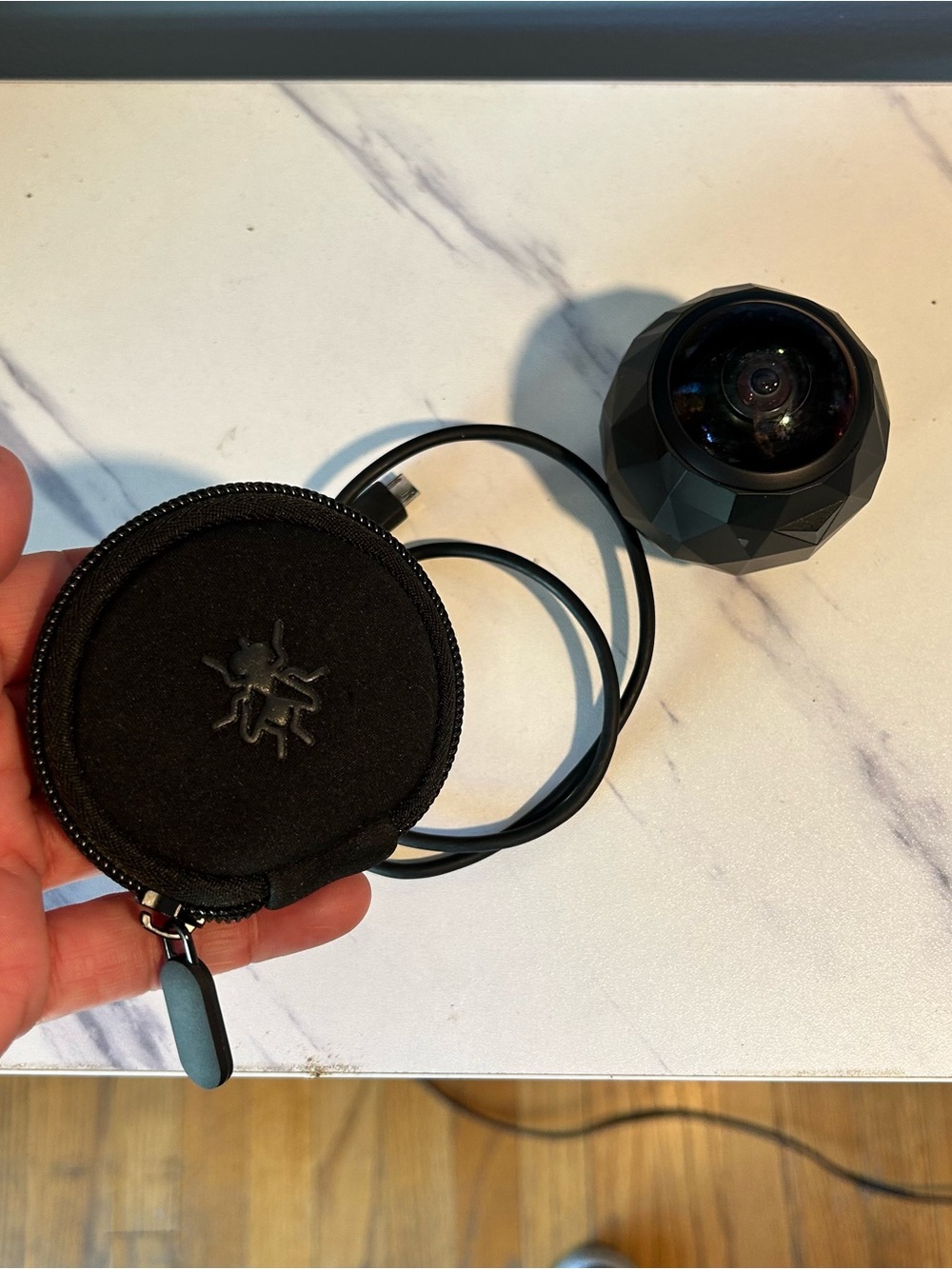 Fly 360 HD Video Camera - Picture 4 of 12